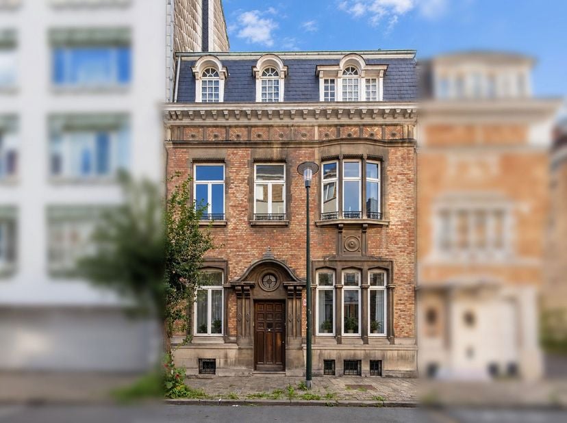 Huis te koop in Rue Marianne 39,
                    1180 Ukkel