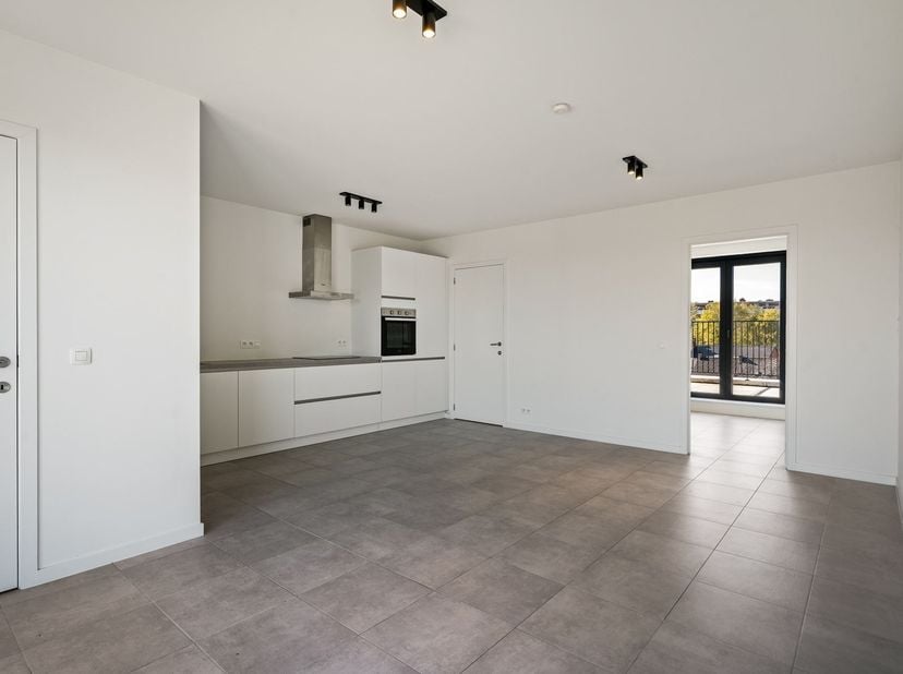 Welkom in Residentie Mosa, een kwalitatieve residentie op een bijzonder gegeerde locatie in Hasselt. Gelegen aan de Maastrichtersteenweg 129 woont u h