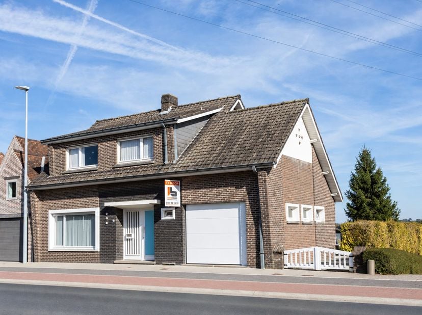 Huis te koop in Grote Herreweg 240,
                    9690 Ruien