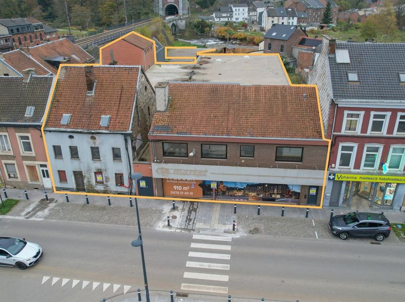 PEPINSTER, découvrez cet espace commercial pouvant vous offrir une multitude d'opportunités. Situé sur la route principal de la commune, cette surface
