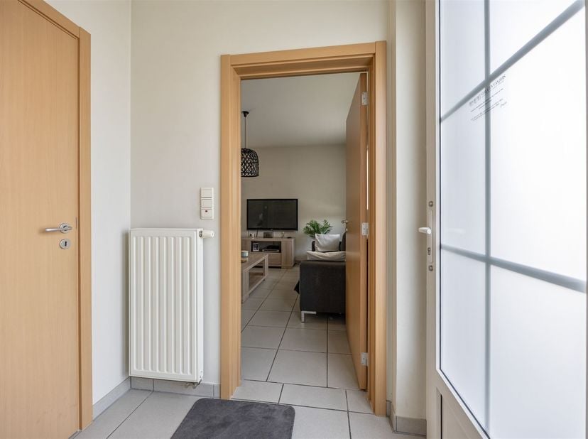 Ligging: Deze woning is gelegen in de Kuilberg 12 bus 2 te Heusden-Zolder, in een rustige en aangename woonomgeving met vlotte verbindingen naar het c