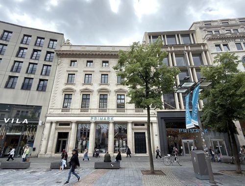                                         Kantoor te huur in Antwerpen, € 11.947,92
