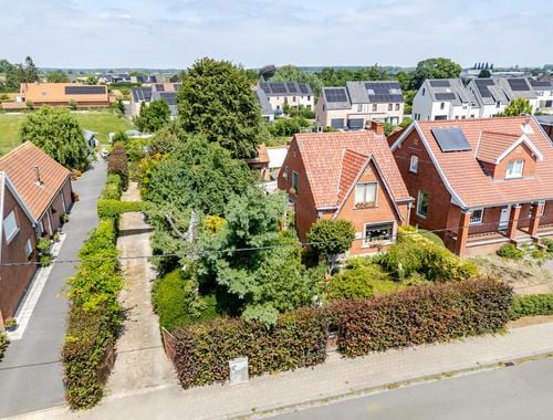                                         Maison à vendre à Ruiselede, € 330.000
