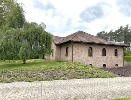                                        Villa te koop in Langdorp, € 765.000
