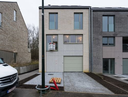                                         Woning te koop in Neder-over-Heembeek, € 770.000
