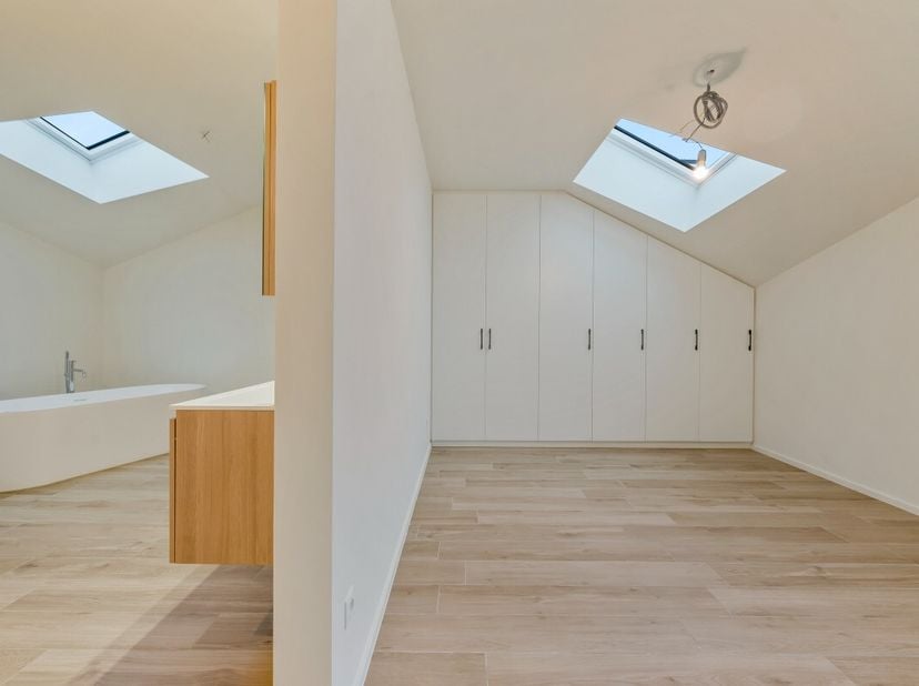 nspark in Blaasveld biedt nieuwbouwappartementen met 1 of 2 slaapkamers, veel licht en een rustig groen binnengebied. Grote ramen, slimme indelingen e