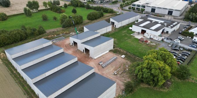 Bien professionnel à louer à Ardooisesteenweg 319 boîte A, 8800 Roeselare