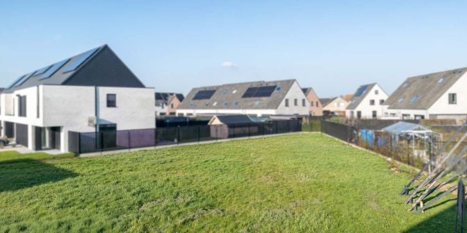 Grond te koop in Veldwachter Victor Maeseelestraat 1, 8740 Egem