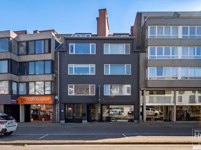 Appartement te koop in Kortrijkstraat 48 bus 7,
                    9800 Deinze