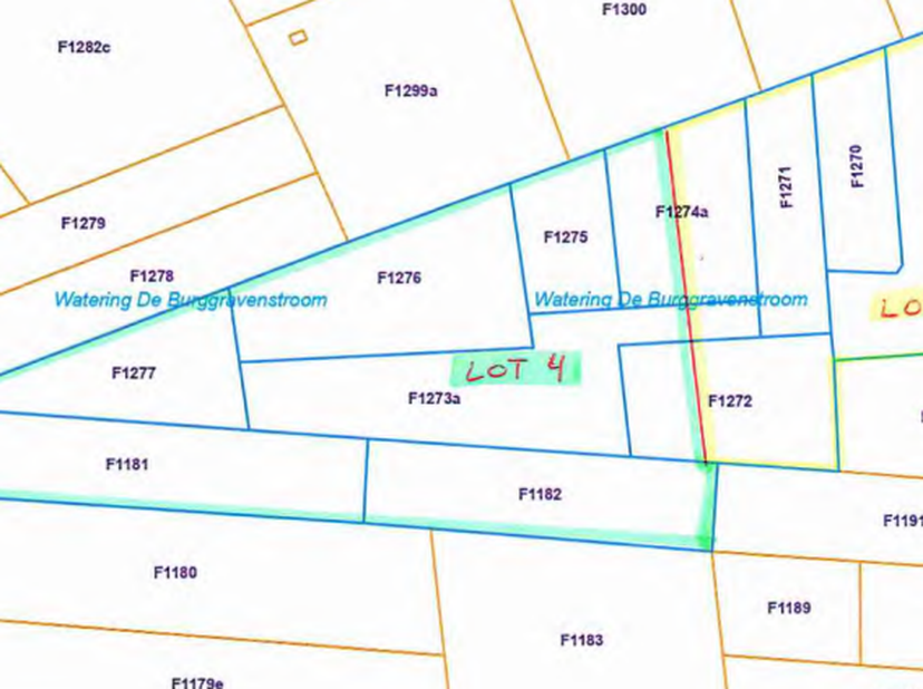 5 GROTE BLOKKEN LANDBOUWGROND - <br />
<br />
KOOP 1.<br />
Een blok landbouwgrond, gelegen aan de Biezenstraat, sectie F nrs. 201A en 202, samen groo