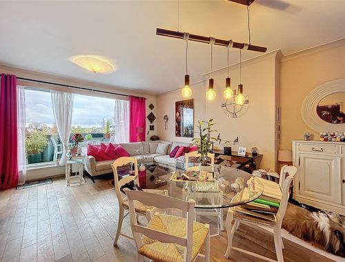                                         Penthouse à vendre à Molenbeek-Saint-Jean, € 199.000
