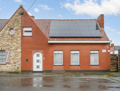                                         Koppelwoning te koop in Menen, € 220.000
