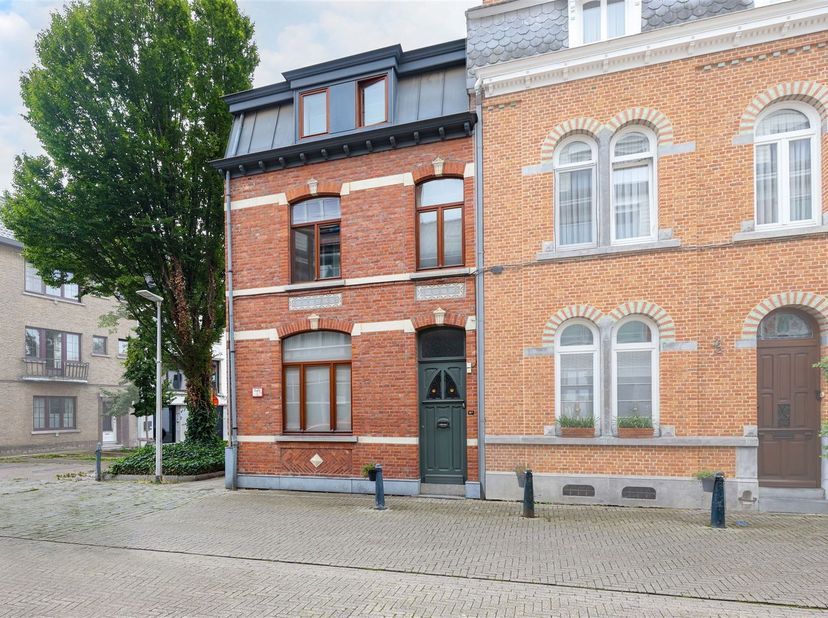 Huis te koop in Windmolenstraat 87,
                    3500 Hasselt