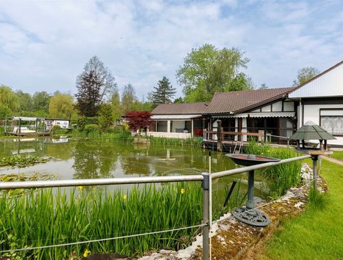                                         Bungalow te koop in Herselt, € 195.000
