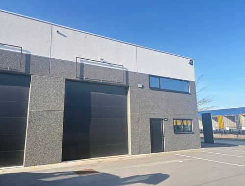                                         Bâtiment d’entreprise à louer à Tisselt, € 1.900
