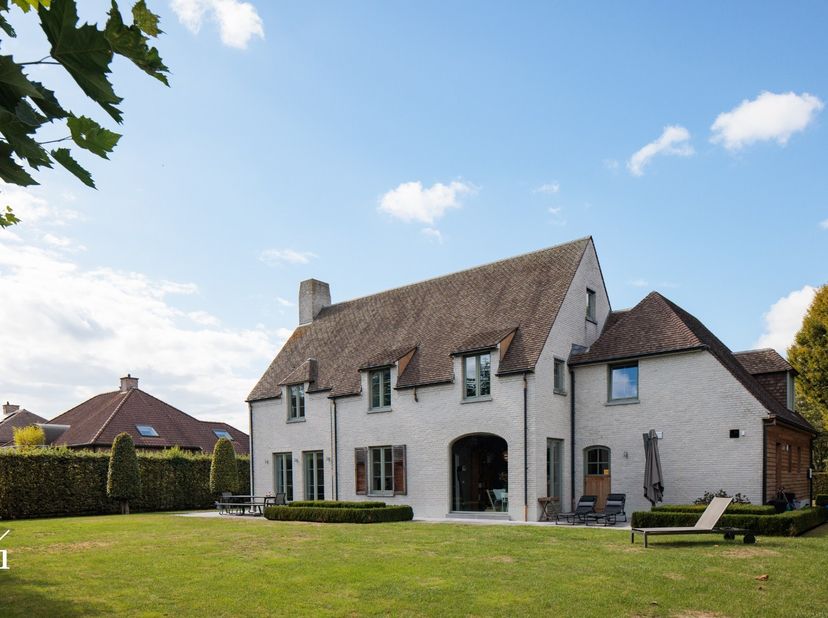 Maison à vendre à Antoon De Pesseroeylaan 26,
                    9831 Deurle