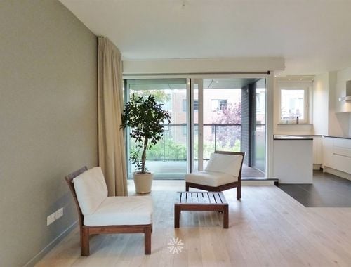                                         Appartement à louer à Sint-Amandsberg, € 1.100
