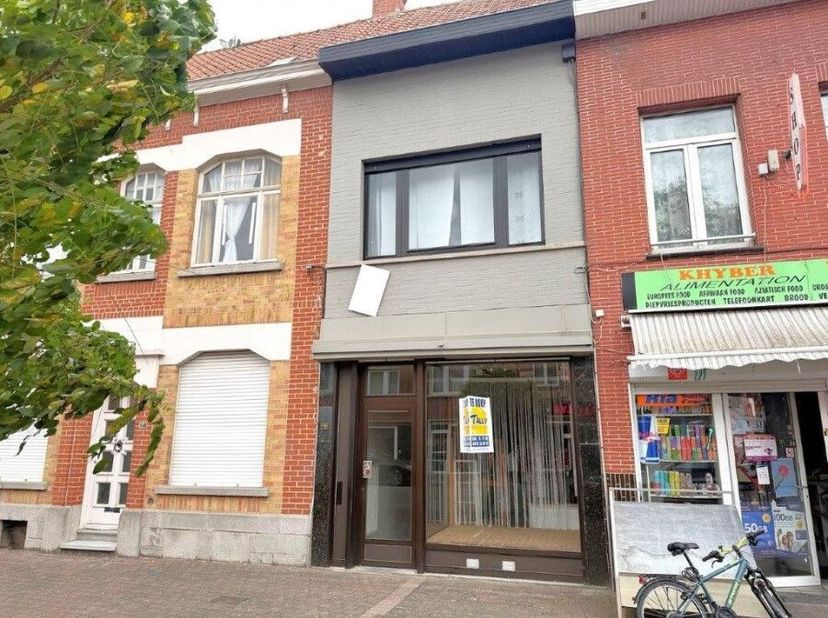 Huis te koop in Rijselstraat 88,
                    8930 Menen