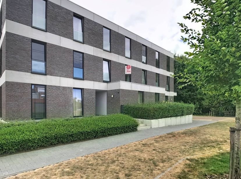 Vous recherchez un appartement de haute qualité et à haut rendement énergétique dans un emplacement privilégié ? Ce bâtiment de haute qualité situé à