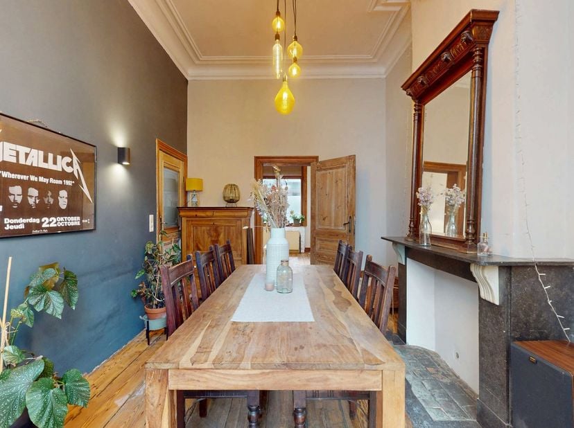 Infos &amp;amp; Visites : Charlotte - +32 471 27 72 52 - charlotte@bytheway.be. By the Way vous propose cette maison unifamiliale de ± 265m² (selon PEB).
