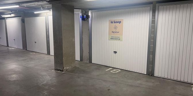 Garage te koop in Van Iseghemlaan 46 - G bus 18, 8400 Oostende