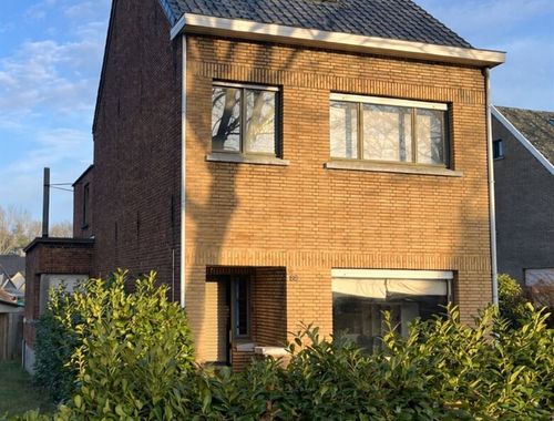                                         Eengezinswoning te koop in Beerzel, € 285.000
