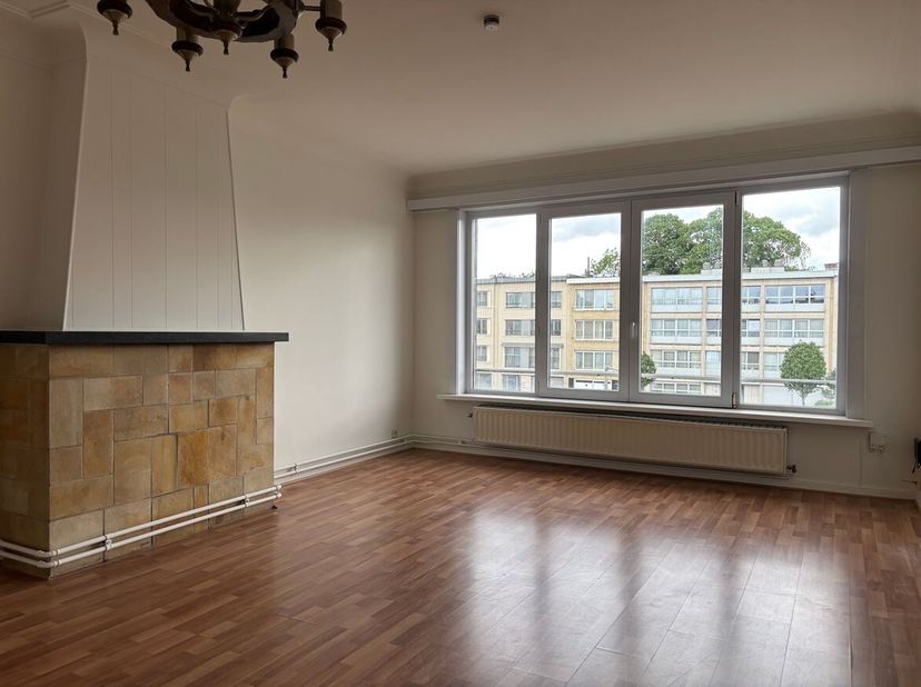 1-slaapkamer appartement te huur op Bisschoppenhoflaan in Deurne (2100)<br />
Beschrijving:<br />
Het appartement bevindt zich op de tweede verdieping