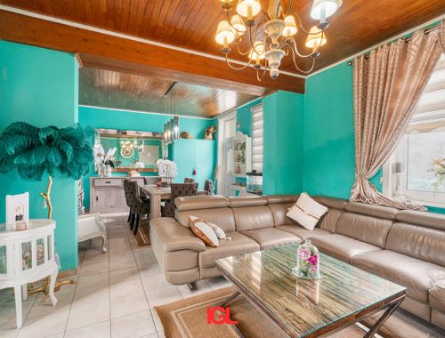                                         Eengezinswoning te koop in Sint-Pieters-Leeuw, € 275.000
