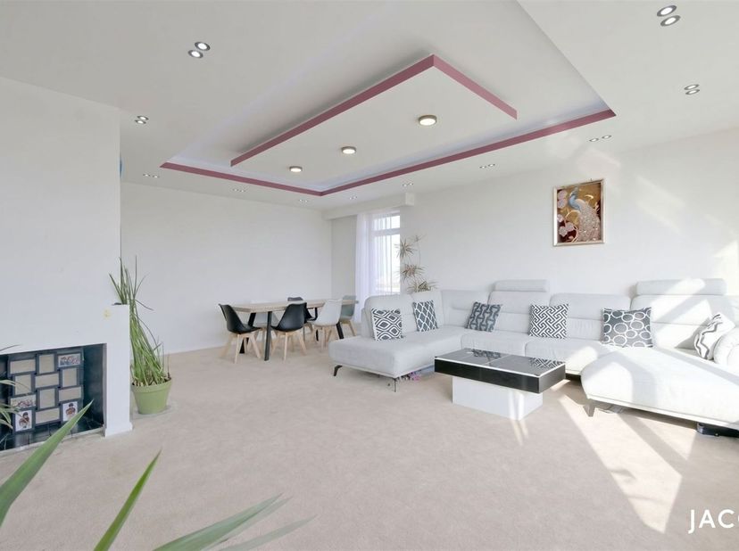 Appartement à vendre à Mechelsesteenweg 142 boîte 0702,
                    2018 Antwerpen