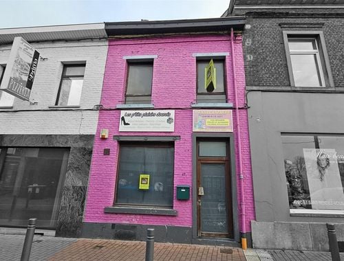                                         Commercieel Gebouw te koop in Dour, € 60.000
