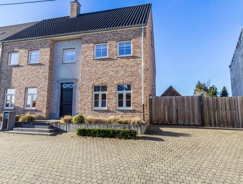                                         Villa à louer à Everberg, € 2.450
