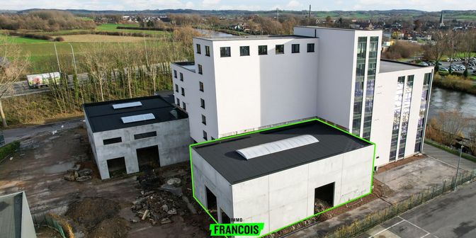 Bien professionnel à vendre à Scheldekaai 1, 8581 Kerkhove