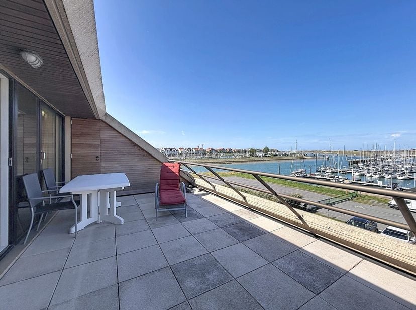 Appartement te koop in Watersportlaan 7,
                    8620 Nieuwpoort