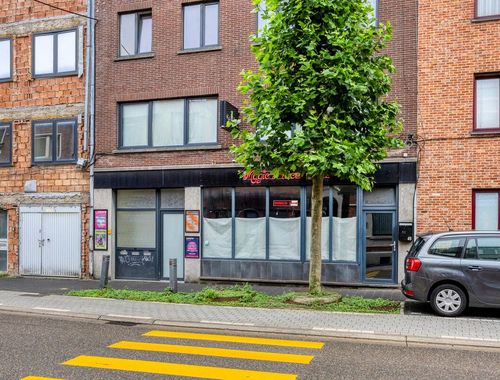                                         Handelsgelijkvloers te huur in Hasselt, € 1.500

