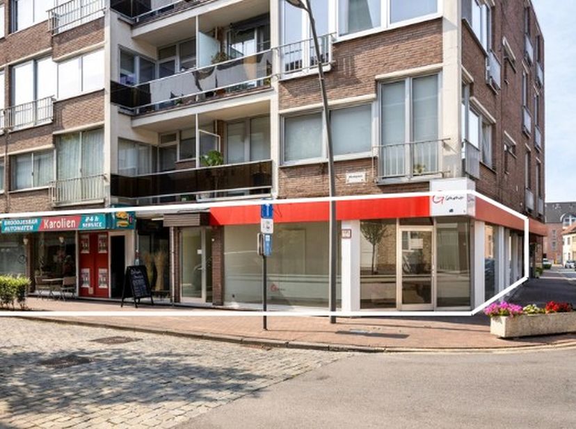 Bien professionnel à vendre
                    à 3590 Diepenbeek