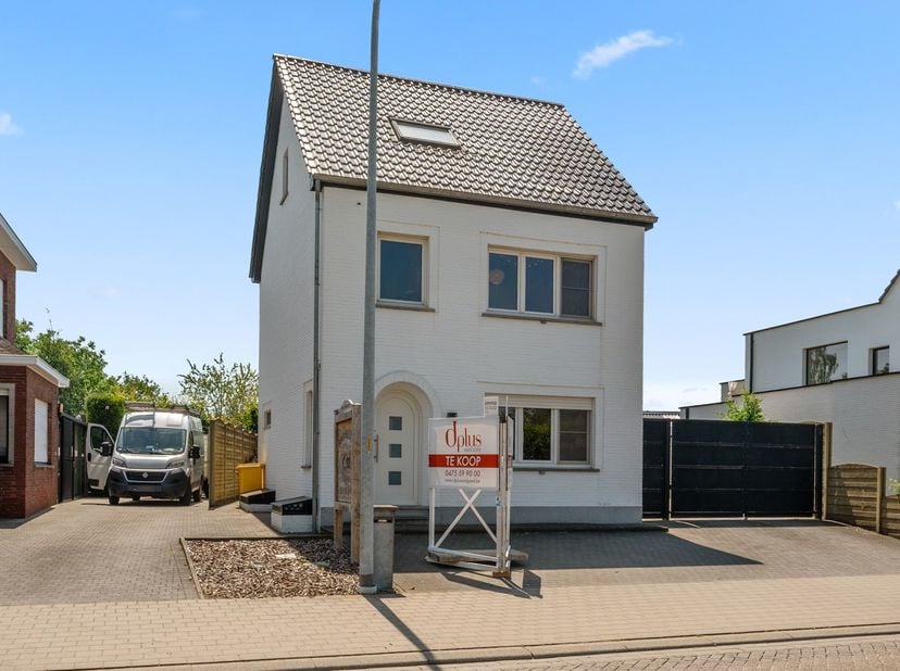 Huis te koop in Isschotweg 5,
                    2222 Itegem