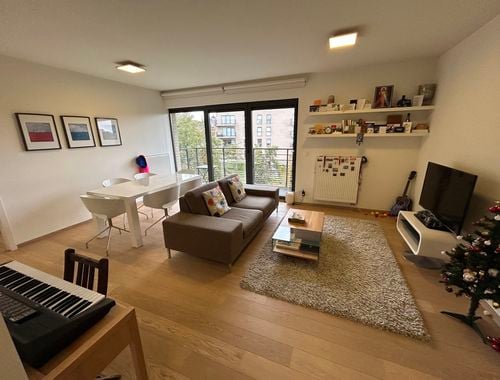                                         Appartement te huur in Oudergem, € 1.200
