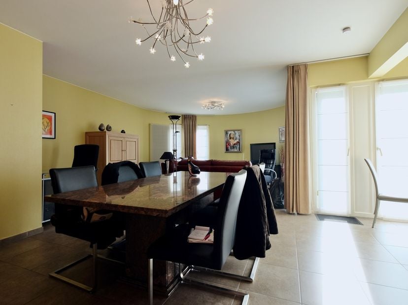 Appartement te huur in Spaansebrugstraat 42 bus 1,
                    3800 Sint-Truiden