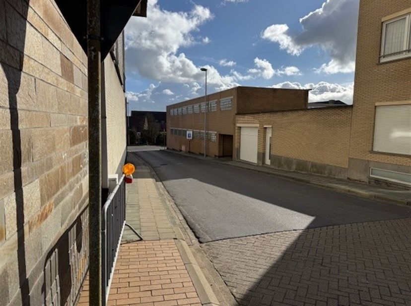 Garage te koop in Duinenweg 296,
                    8430 Middelkerke
