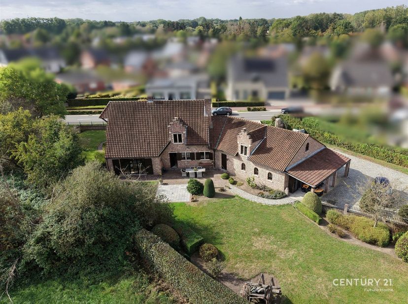Maison à vendre à Weynesbaan 106,
                    2820 Bonheiden