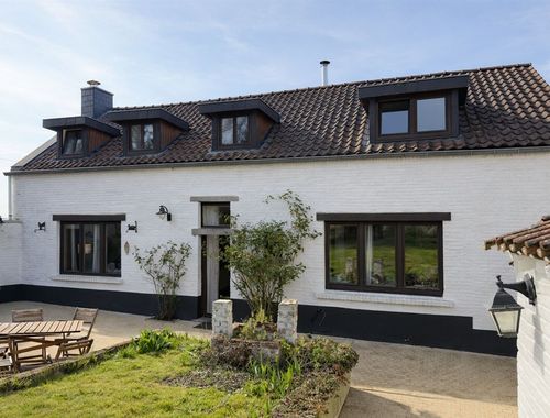                                         Maison unifamiliale à vendre à Walhain-Saint-Paul, € 395.000
