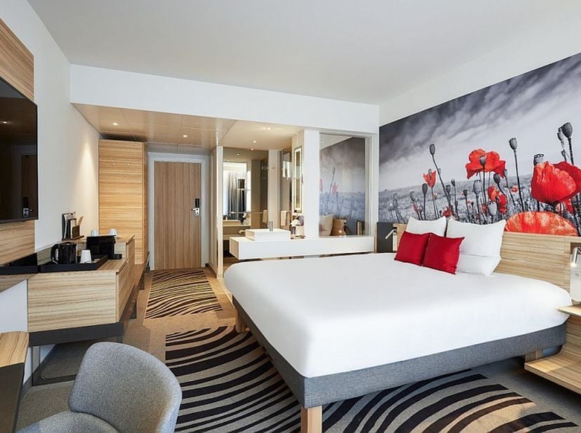 Droom je van zorgeloos investeren in vastgoed? Dan is deze hotelkamer in het&amp;nbsp;Novotel Ieper Centrum Flanders Fieldsprecies wat je zoekt. Gelegen o