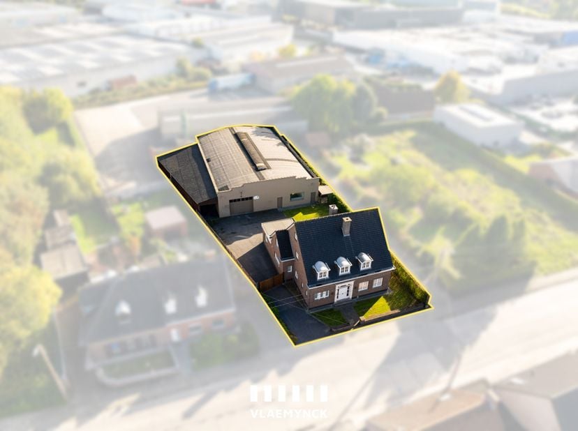Huis te koop in Transvaalstraat 23 - a,
                    8793 Sint-Eloois-Vijve