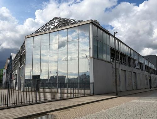                                         Kantoor te koop in Antwerpen, € 850.000
