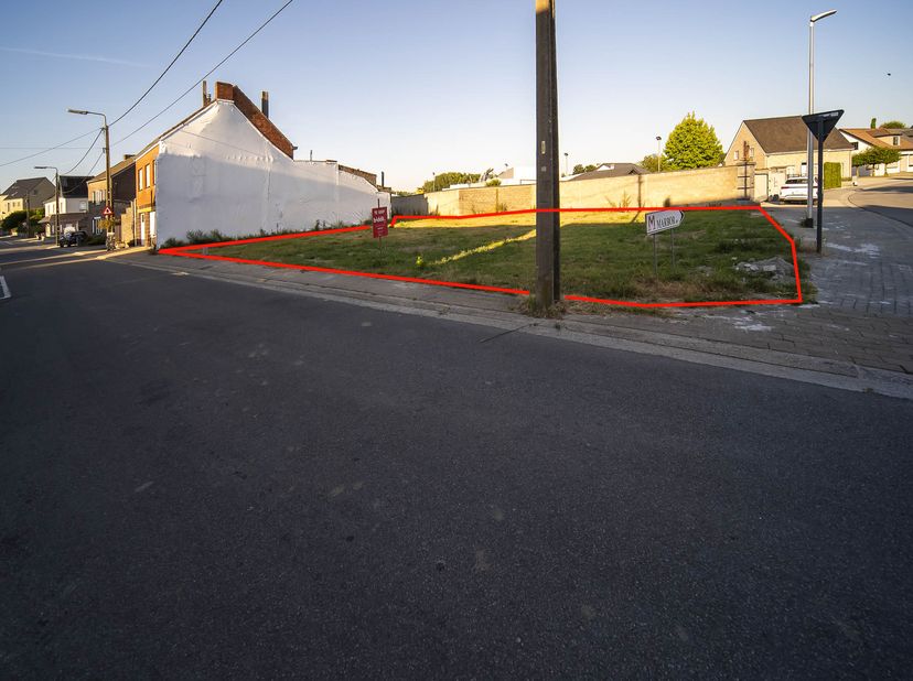 2 PERCELEN GROND GELEGEN IN WOONGEBIED - <br />
<br />
STAD TONGEREN-BORGLOON – 31e afdeling  - Hoepertingen (73031): <br />
 <br />
a. Een perceel gr