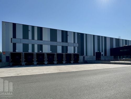                                         Bedrijfsgebouw te huur in Boom, € 41.000
