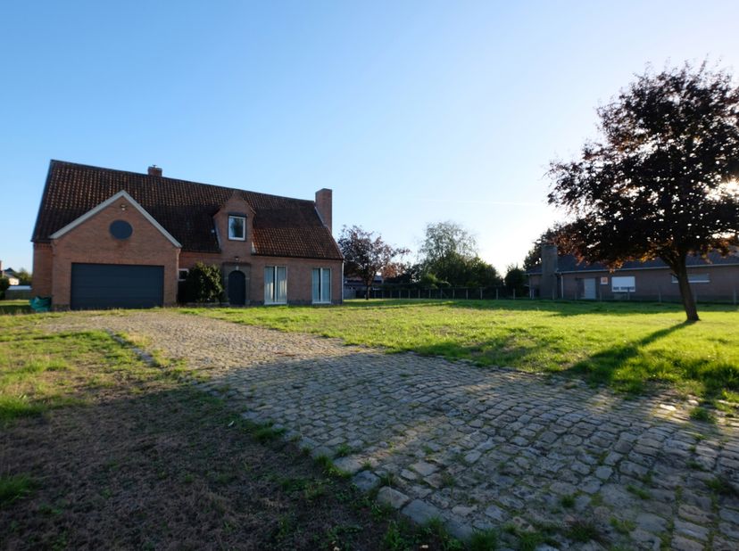 Huis te huur in Ward De Bockstraat 2,
                    9160 Lokeren