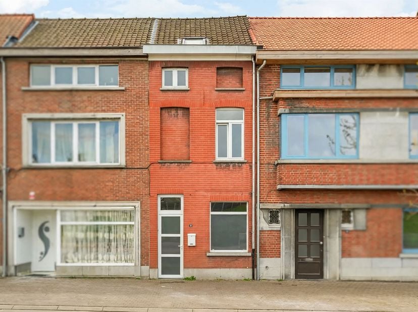 Huis te koop in Elzelestraat 43,
                    9600 Ronse