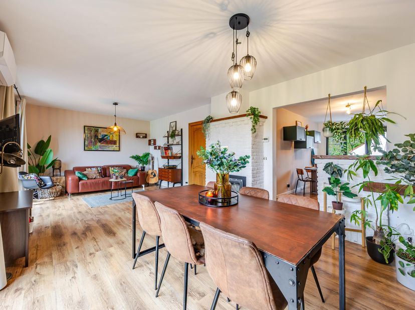 Huis te koop in Scheldestraat 27A,
                    2880 Weert