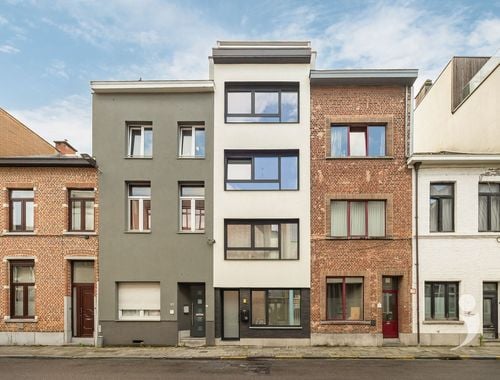                                         Bâtiment d’entreprise à vendre à Leuven, € 1.780.000
